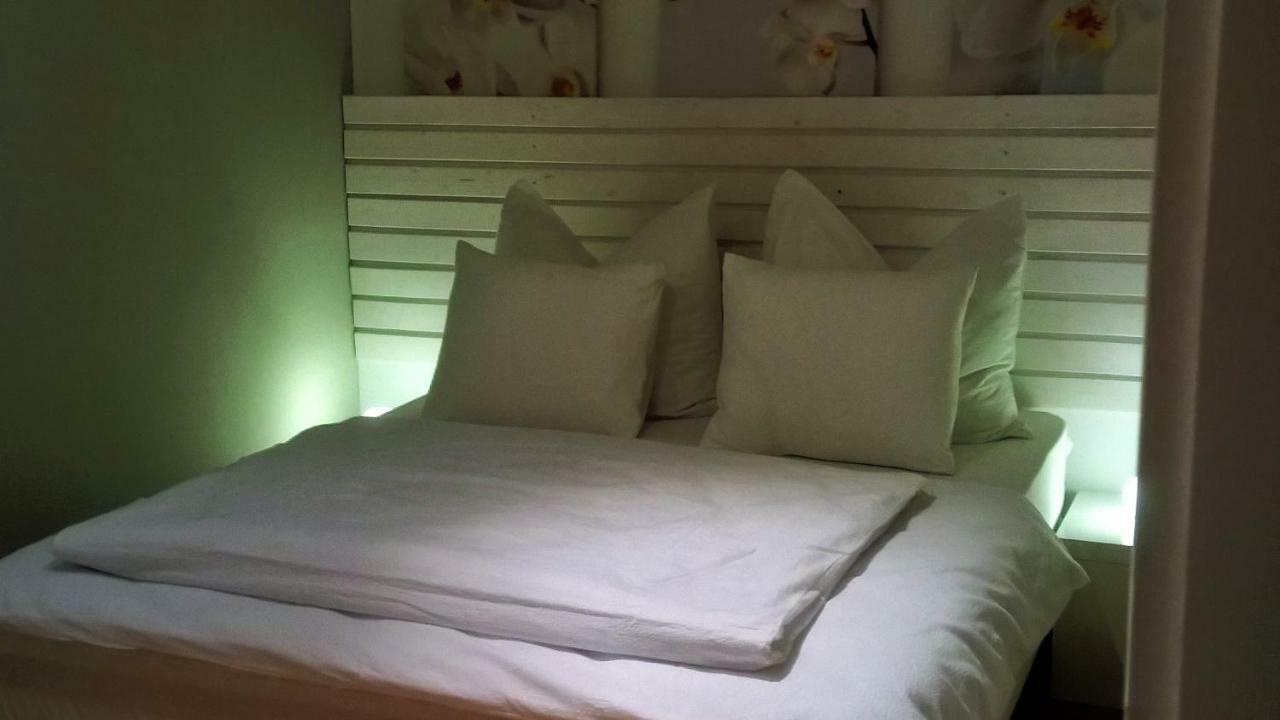 Am Loewenpark Apartment Melk Ngoại thất bức ảnh